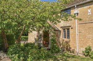 Photo 15- click for photo gallery